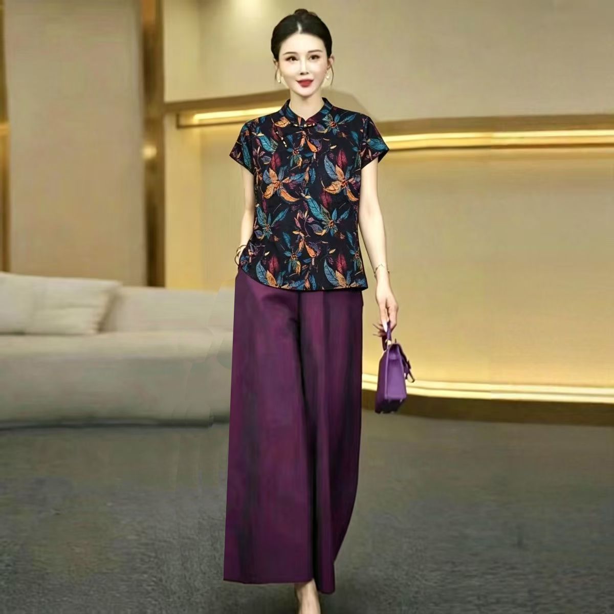 Silk Blouse - ชุดผ้าไหมสำหรับฤดูร้อน เสื้อเชิ้ตสไตล์กี่เพ้าเรโทรใหม่สำหรับคุณแม่ + กางเกงพิมพ์ลาย ชุดสองชิ้น กางเกงขากว้างทรงสง่างาม