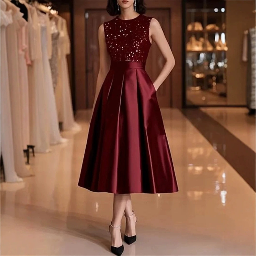 เดรสผ้าซาตินสีเบอร์กันดีประดับ - Midi Dress บทวิจารณ์และราคา