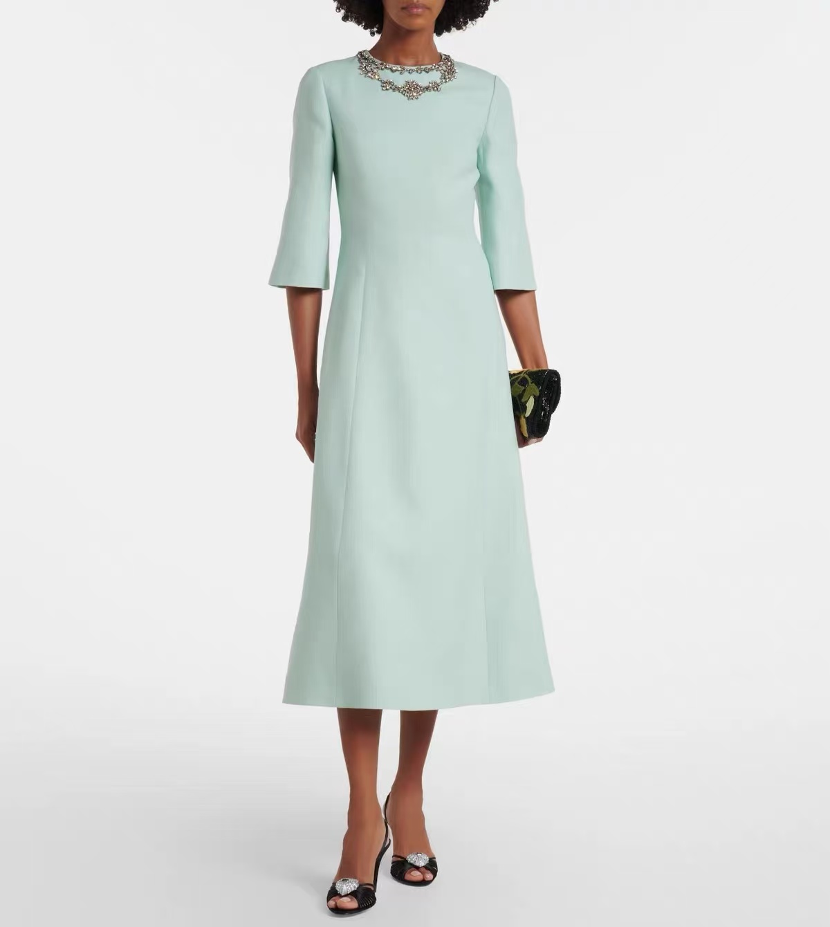 ชุดเดรสยาวปานกลางสำหรับผู้หญิง - Midi Dress บทวิจารณ์และราคา